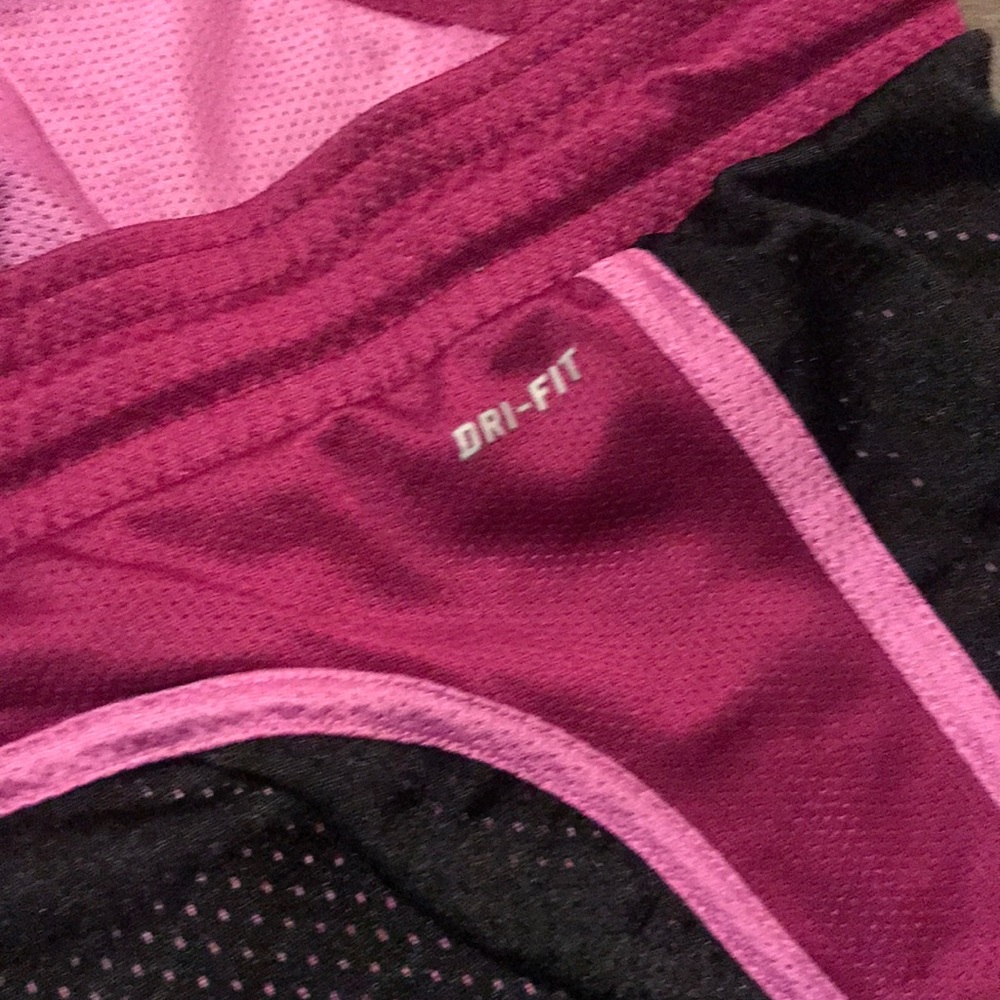 Dri-fit - Picture 4 of 6